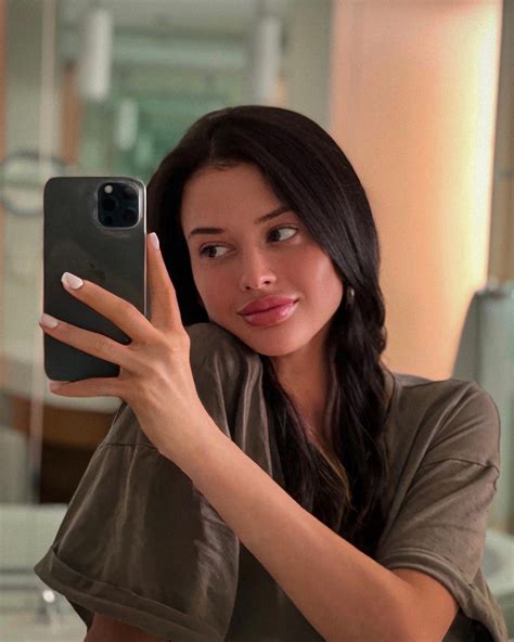 Yulia Vlasova biography, 33 Photos, Age, Height, Real Name, Instagram ...