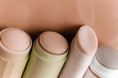 loved deodorants  glossier hq   gloss