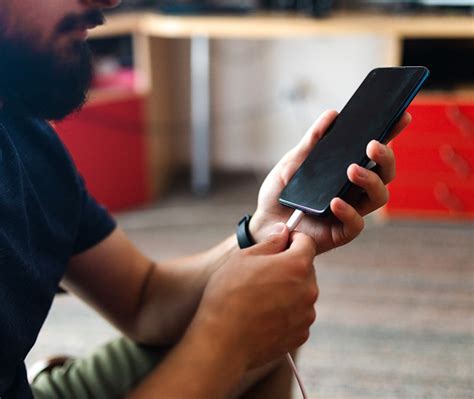 reasons  iphone   turning     fix