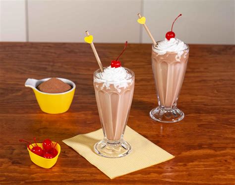 Choco-Cherry Milkshake | EL MEJOR NIDO