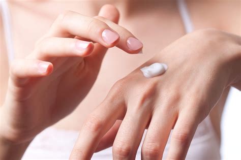 Hand Lotion: Why You Shouldn’t Skimp Out On Using One | 100% PURE
