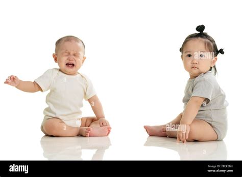 seduto sulla terra immagini senza sfondo  foto stock ritagliate alamy