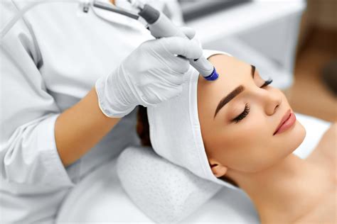 best esthetician schools los angeles – CollegeLearners.com