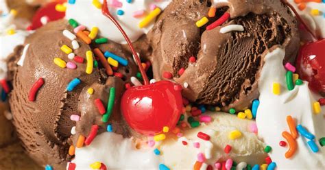 irresistible ice cream toppings perfect   sundae bar