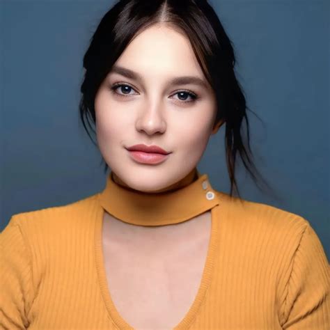 Gracie McGraw Age, Height, Affairs, Songs, Net Worth And More ...