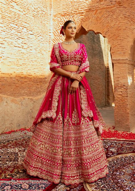 Magenta Velvet Bridal Lehenga – Bhasin Brothers