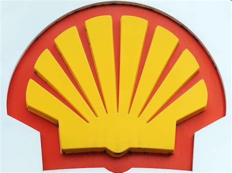 Royal Dutch Shell in $70B takeover of rival BG Group