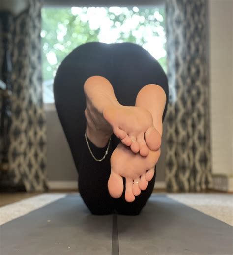 Big butt and soles combo : r/soles