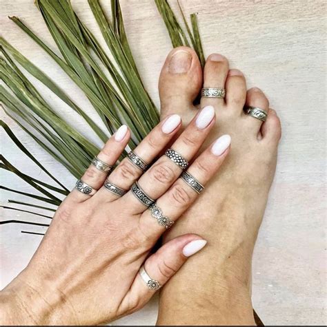Кольца на пальцы ног и рук | Rings for men, Silver rings, Rings