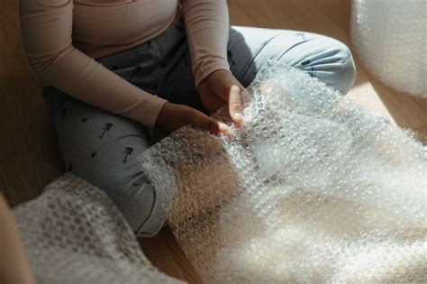 Using large bubble wrap can save your electronics from damage 29
