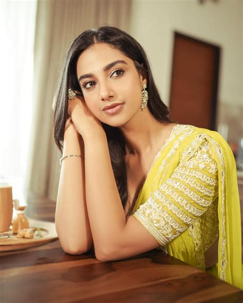 With her fabulous charm, actress MeenakshiChaudhary stuns in every