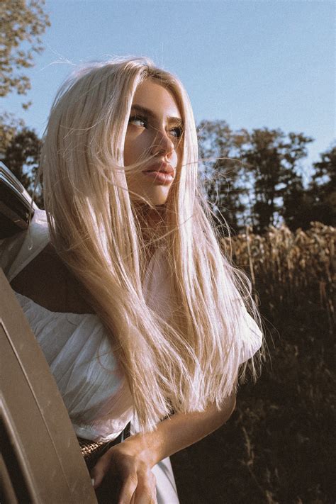 Lilya Braun on Twitter: "Хелп! Какое фото лучше?