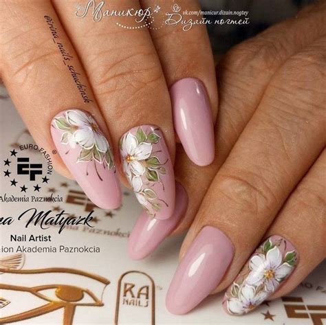 Pin by Christina Leba on Nails | Floral nail art, Floral nails, Nail art