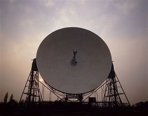 Jodrell Bank radio telescope (Photos Framed, Prints, Puzzles, Posters, Canvas,...) #6447425