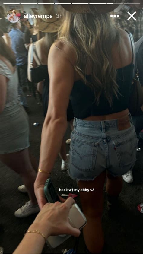 In Photos: Rangers' Matt Rempe dons cowboy hat for Calgary Stampede