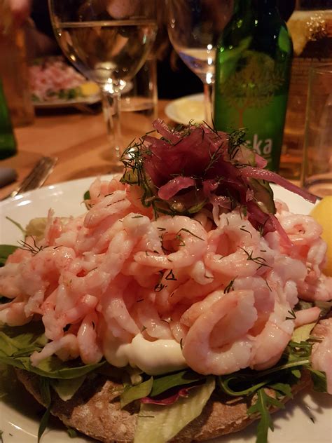 [I ate] King Size Shrimp Sandwich from Heaven 23 in Gothenburg Sweden