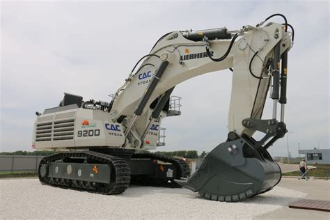 В Кузбассе открылся ремонтно-складской комплекс LIEBHERR