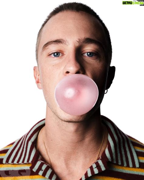 Drew Starkey Wiki, Biography, Age, Gallery, Spouse and more