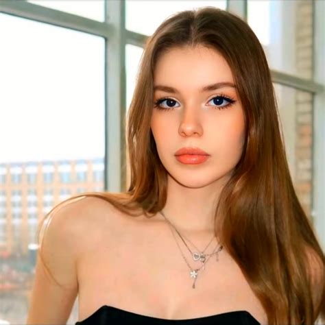 Beautiful - Mariaa | Facebook