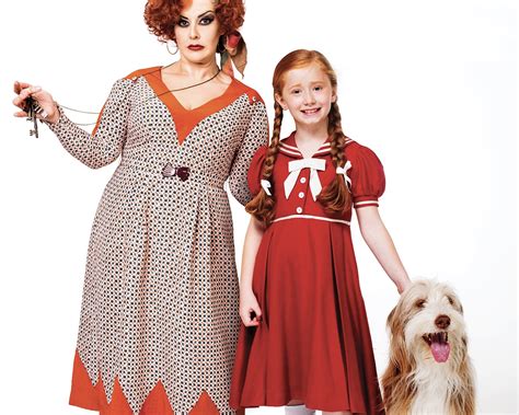 Full Tour Cast of Annie Revealed with Craig Revel Horwood, Paul O'Grady ...