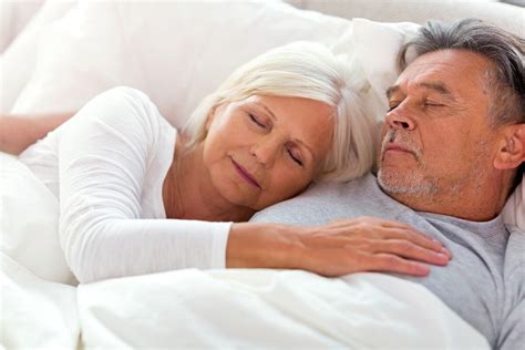 Insomnia in the Elderly: How to Sleep Well in Older Age | Mobility ...