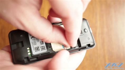 Как вставить SIM-карту в Nokia 130 (XDRV.RU) - YouTube