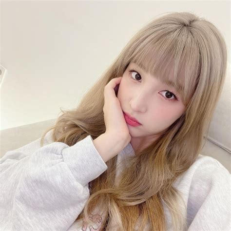 Inside The Lavish Lifestyle Of Yulhee: Unveiling Her Enchanting Net Worth