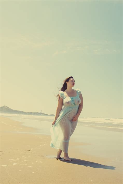 Пышная красота curvy :: Пышная красота :: Lillias Right :: разное