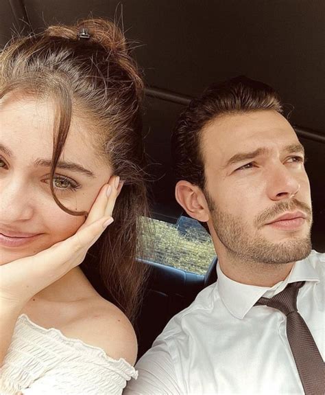 Aytaç Şaşmaz ve Cemre Baysel ayrıldı - En Son Haber