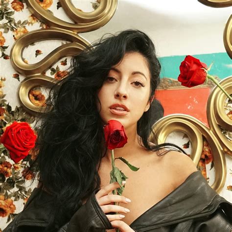 BREAK UP SLOW DANCE - Delacey - LETRAS.COM