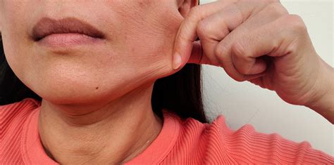 Why Does Your Skin Look Dull? (And What to Do About It) – RoseSkinCo.