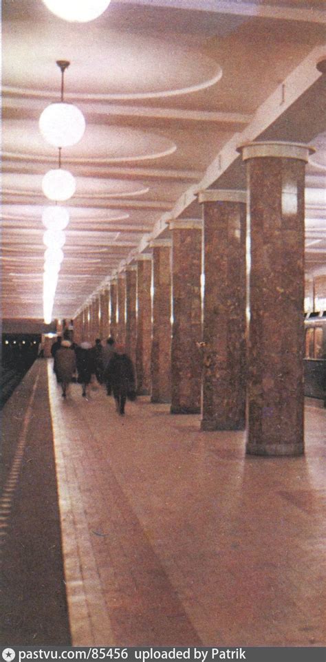 Станция метро "Красносельская"