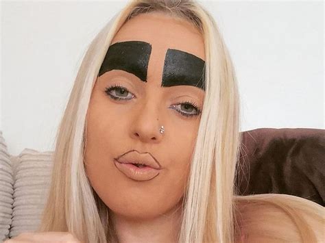 biggest eyebrows   world