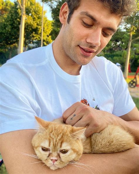 CANER TOPÇU Age, height, movies and tv shows, biography, wikipedia ...