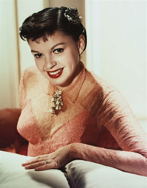 These 15 Photos Of Judy Garland Are Jaw-Droppingly Beautiful
