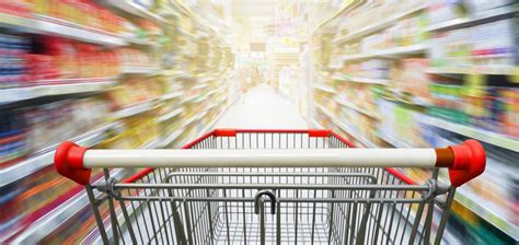 how to become a merchandiser