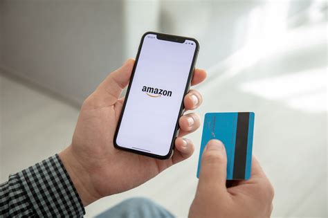 Prime Members: Earn a $150 Gift Card With This Card
