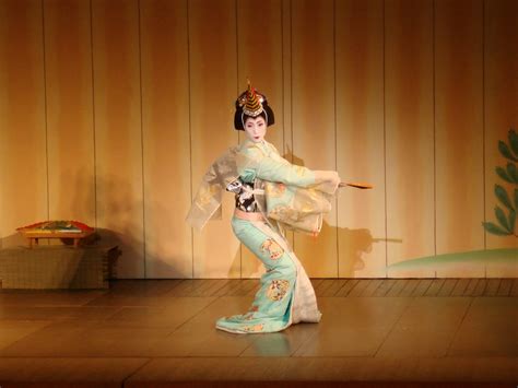 Free Images : dance, japan, performance art, teatro, geisha