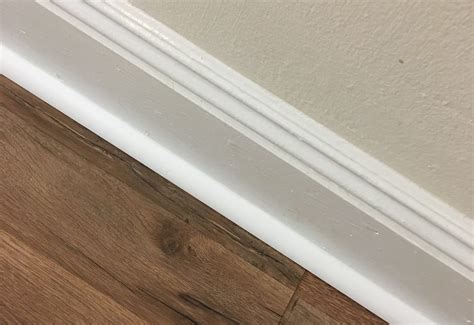 how to cut quarter round on corners