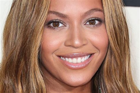 beyonce skin bleaching before and after 4