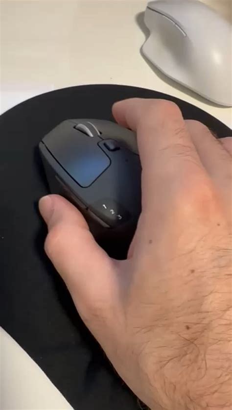Logitech M720 rattles when moving it swiftly, is this normal? : r/logitech