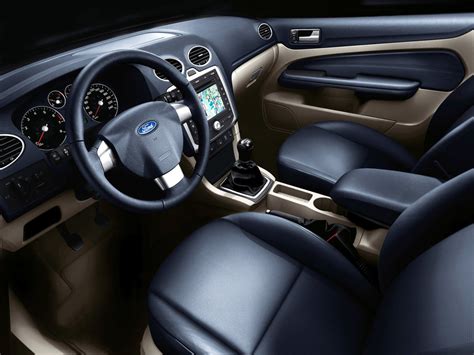 Ford Focus (Mk 2) характеристики, двигатели, рестайлинг и комплектации