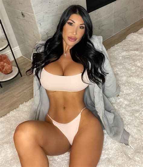 'I have a 25-inch waist – trolls say it's fake but I've never had