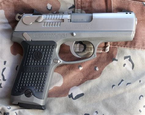 Пистолет Ruger P93