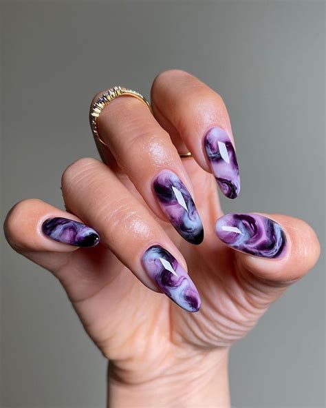 Unhas Decoradas Roxo Escuro - Do lilás ao violeta: 16 ideias de unhas decoradas em tons de roxo