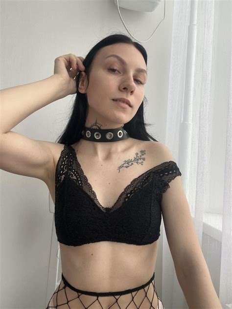 How do my armpits make you feel? : r/armpitfetish