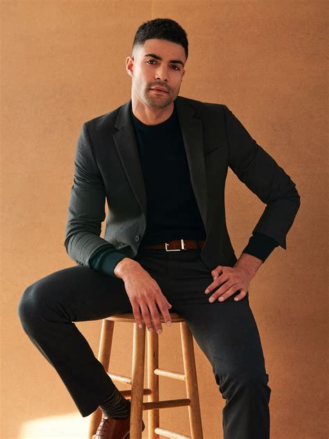 Modeling — Giovanni Deval