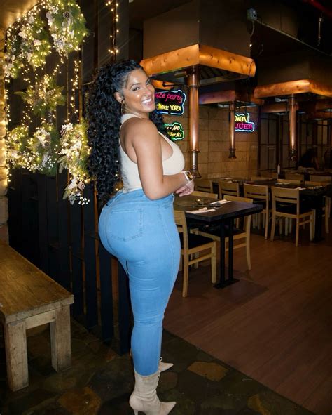 The Modern Cleopatra 👑 | Bad days are cancelled. 🤗 #NYCnights #