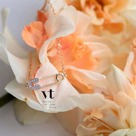 Браслет с кулоном «Булавка» - Velvetin Jewellery