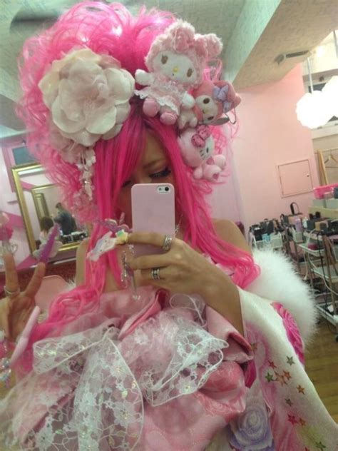 15 best Fashion: Ganguro images on Pinterest | Gyaru fashion, Japanese ...